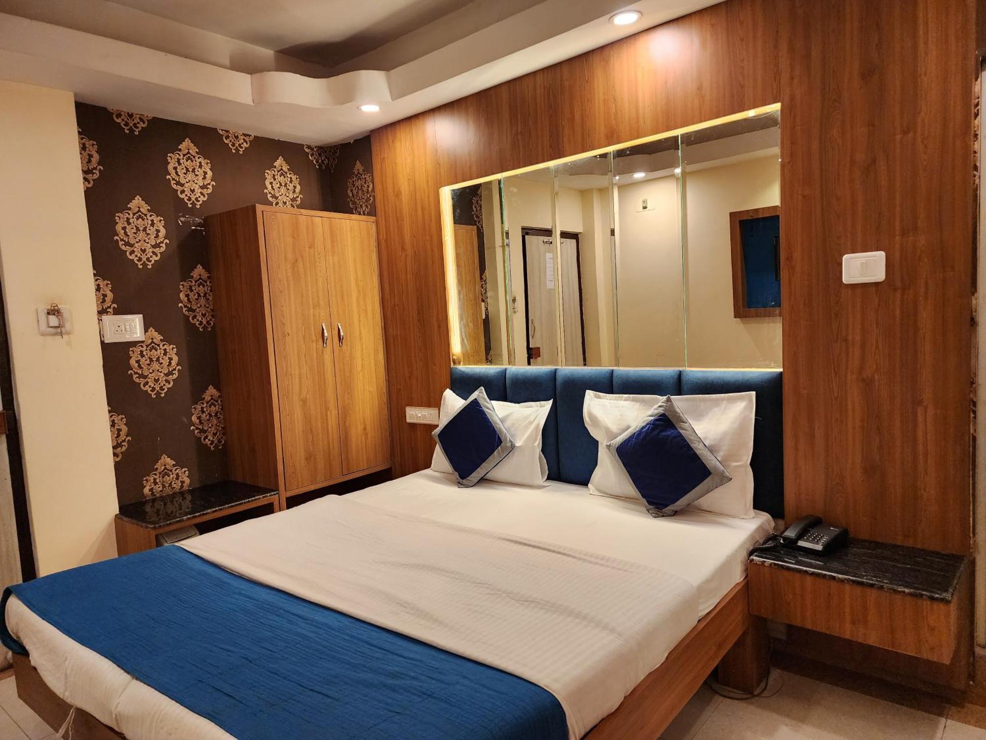 Hotel Savera Udaipur Exterior foto